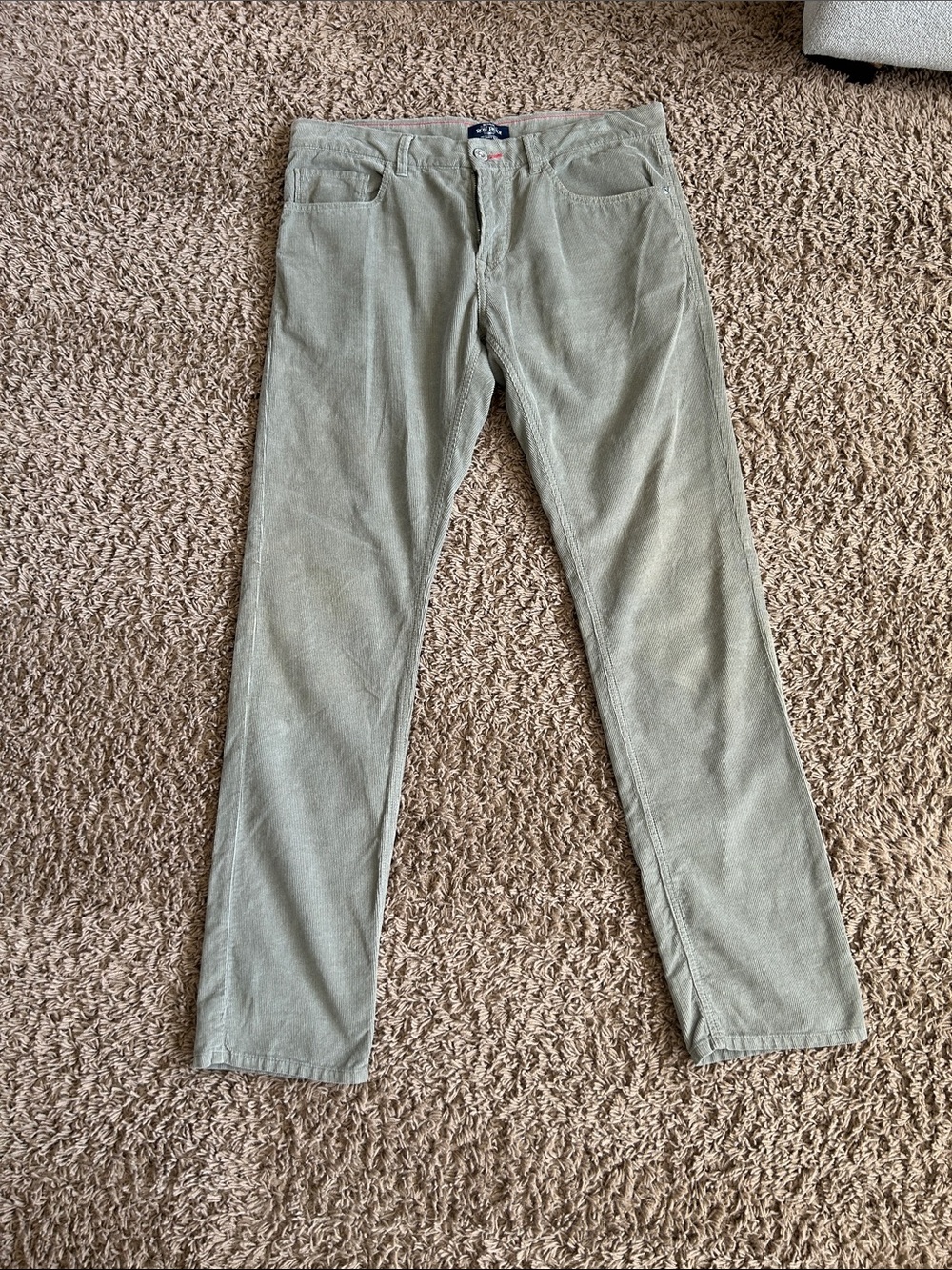 Women’s Straight Corduroy Pants in Light Olive